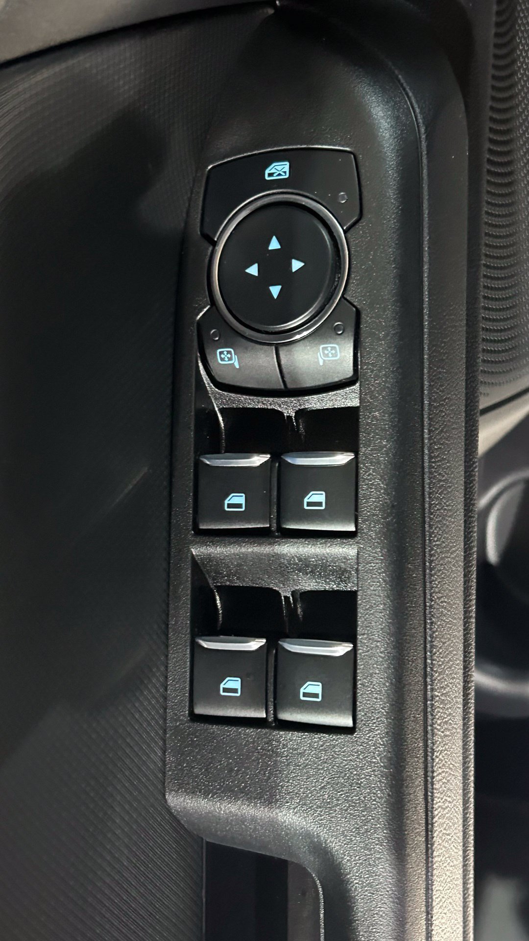 New 2026 Ford Bronco Sport Outer Banks w/ Outer Banks Tech Package+ AWD/4WD image 38