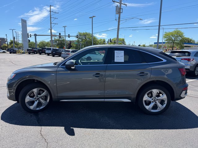Used 2023 Audi Q5 2.0T Premium Plus w/ Premium Plus Package AWD/4WD image 3