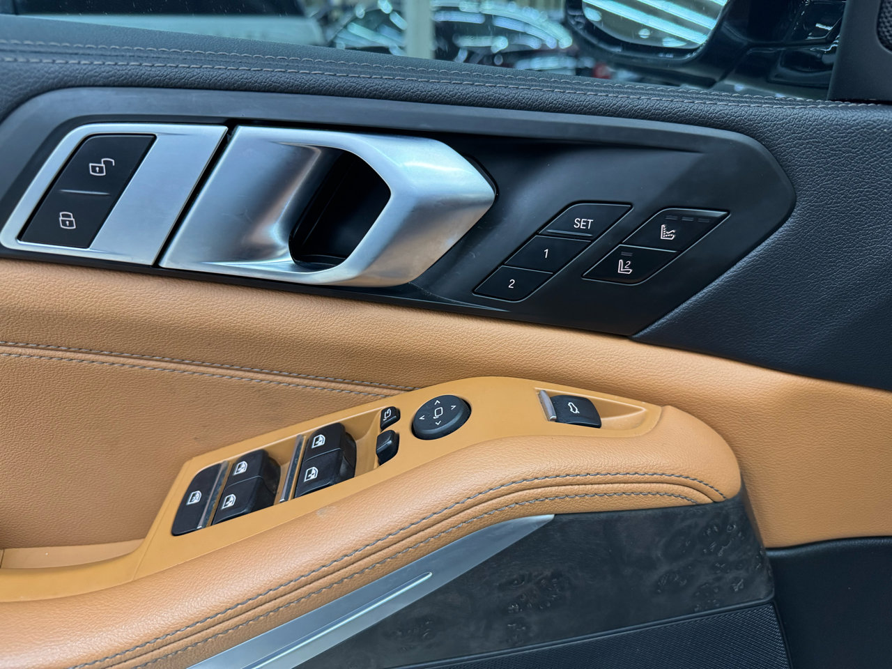 Used 2022 BMW X5 sDrive40i w/ Luxury Seating Package image 18