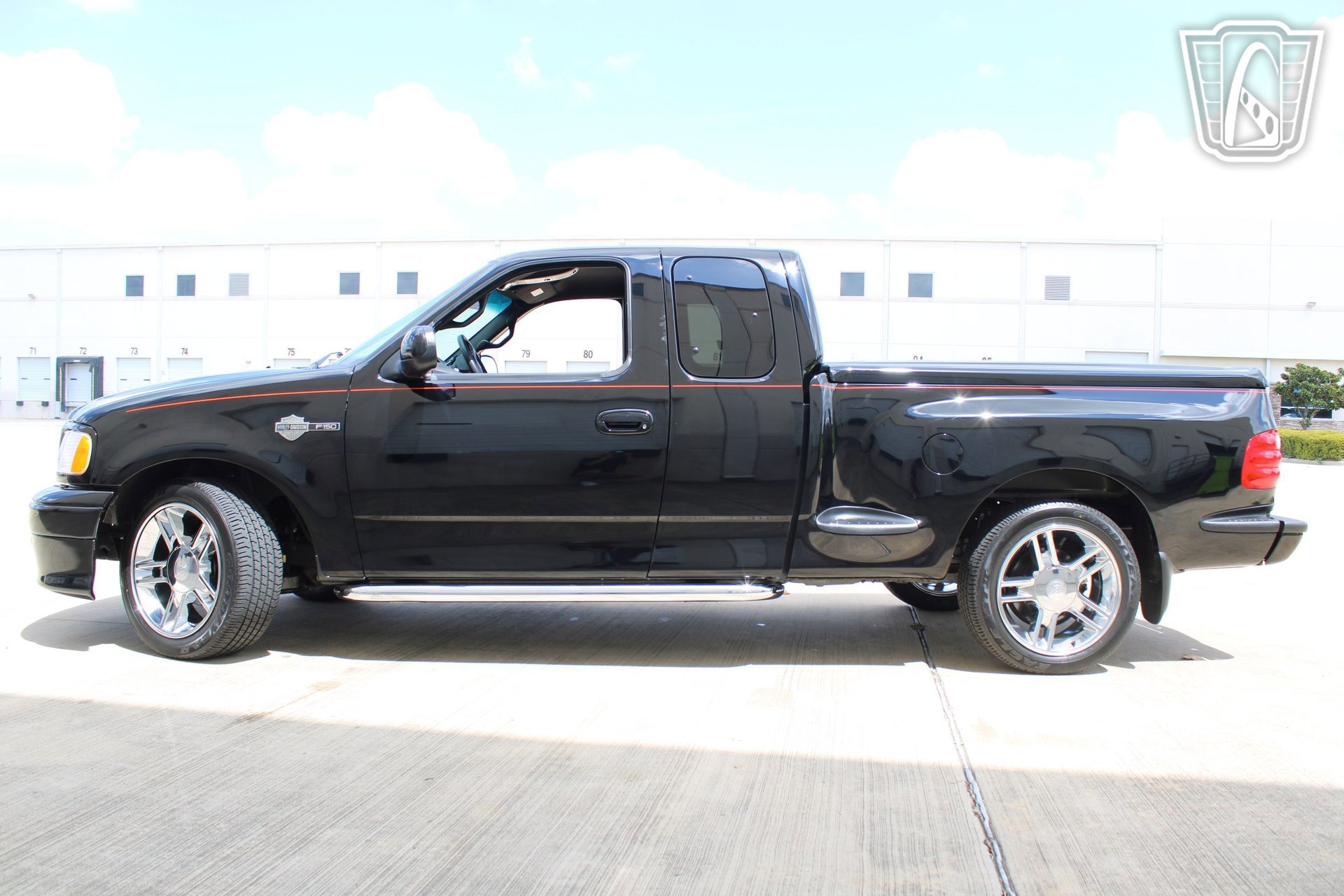 Used 2000 Ford F150 Harley-Davidson RWD image 4