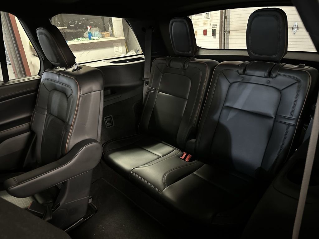 Certified 2025 Lincoln Aviator Black Label w/ Black Label Special Edition AWD/4WD image 26