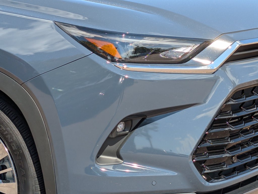 Used 2025 Toyota Grand Highlander AWD image 8