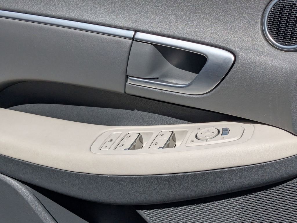 Used 2025 Hyundai Sonata SEL image 13