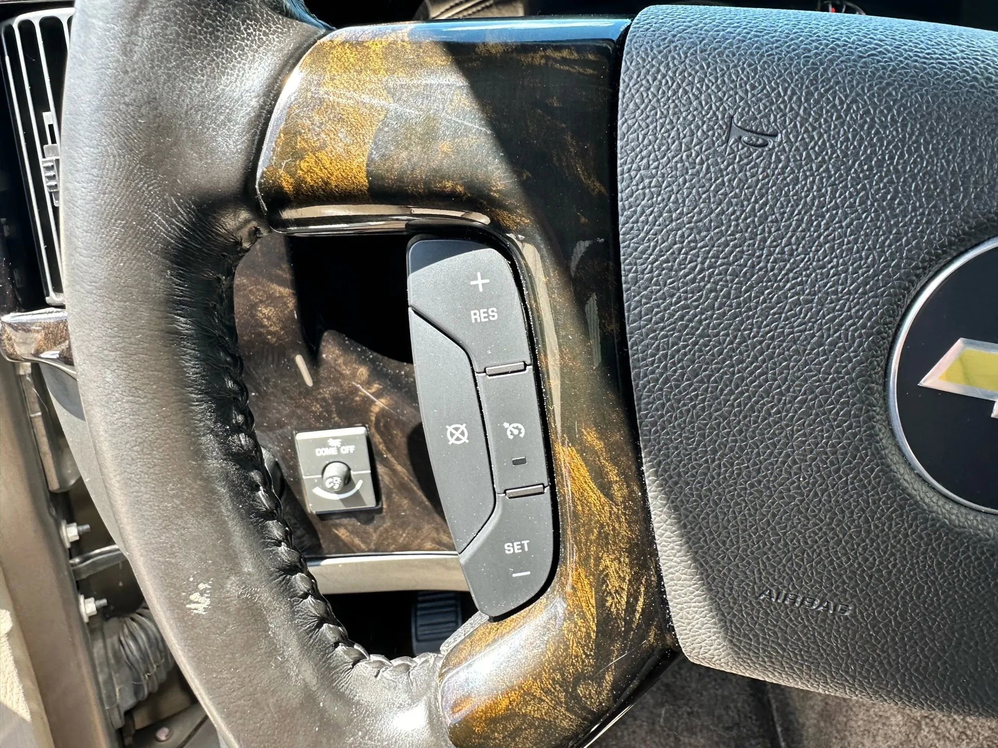 Used 2015 Chevrolet Express 2500 Extended image 11