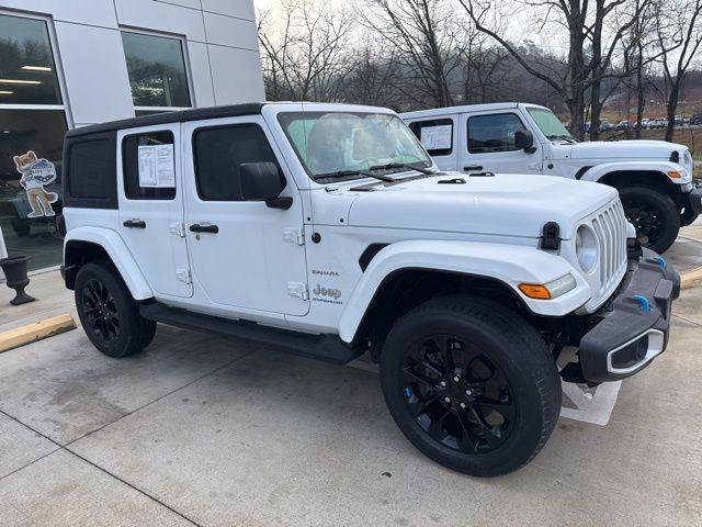 Used 2023 Jeep Wrangler Sahara w/ Cold Weather Group video 2