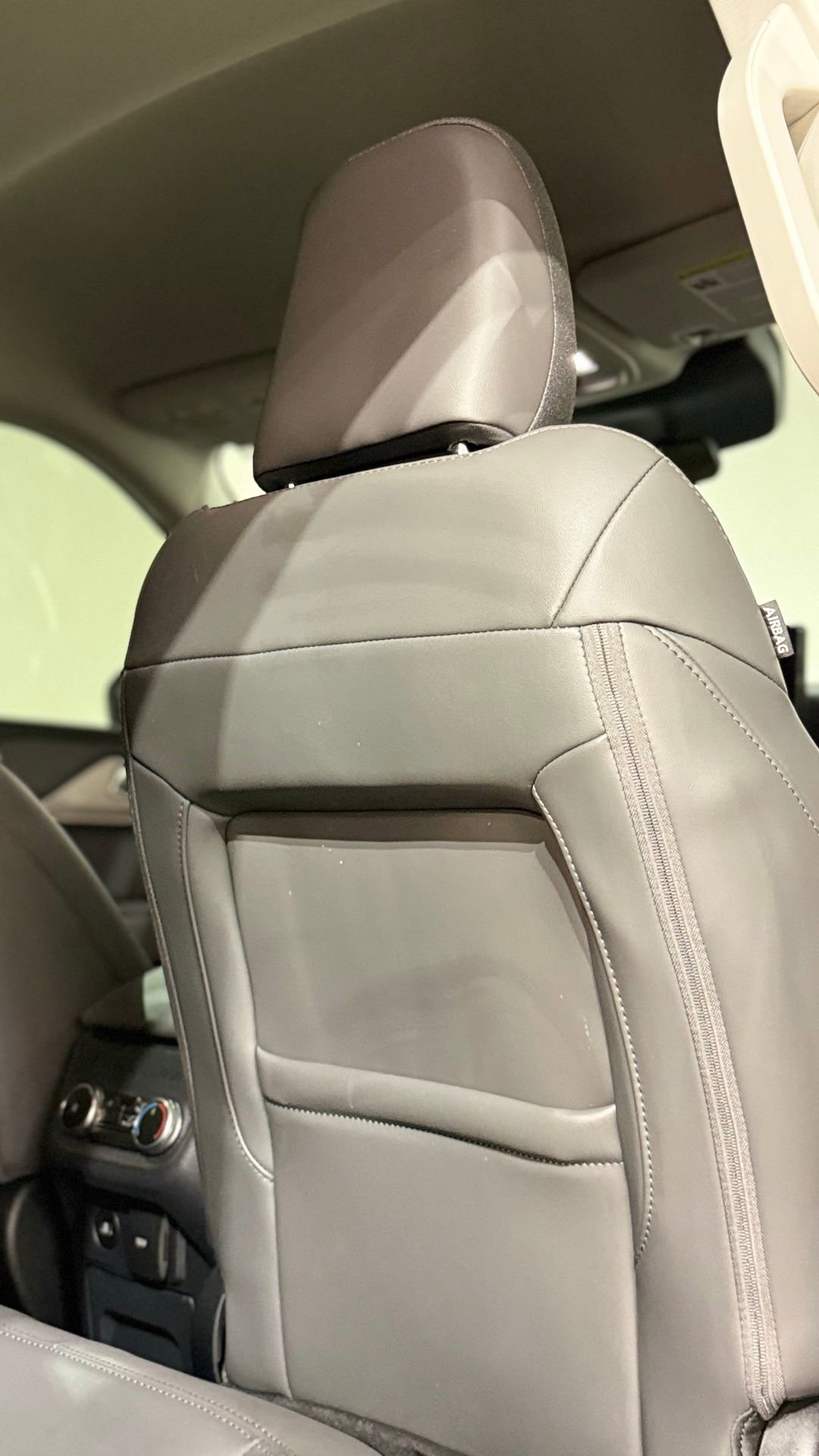 Used 2025 Ford Explorer Active w/ Active Comfort Package image 74