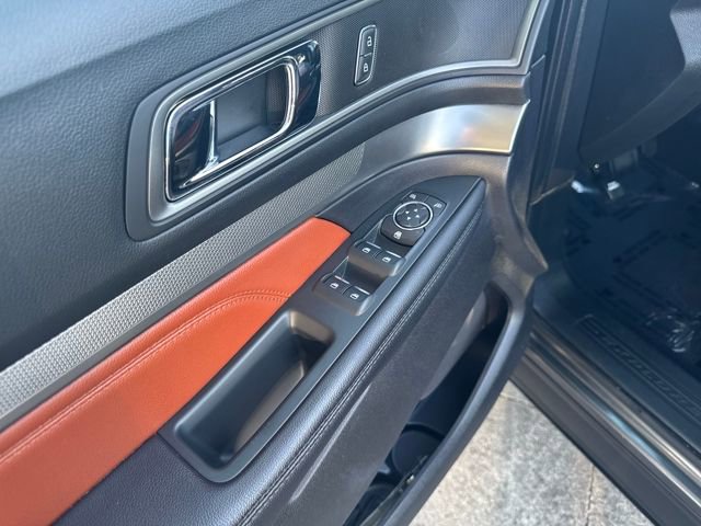 Used 2019 Ford Explorer XLT w/ Equipment Group 202A image 14