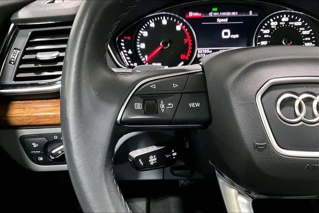 Used 2023 Audi Q5 2.0T Premium w/ Convenience Package image 19