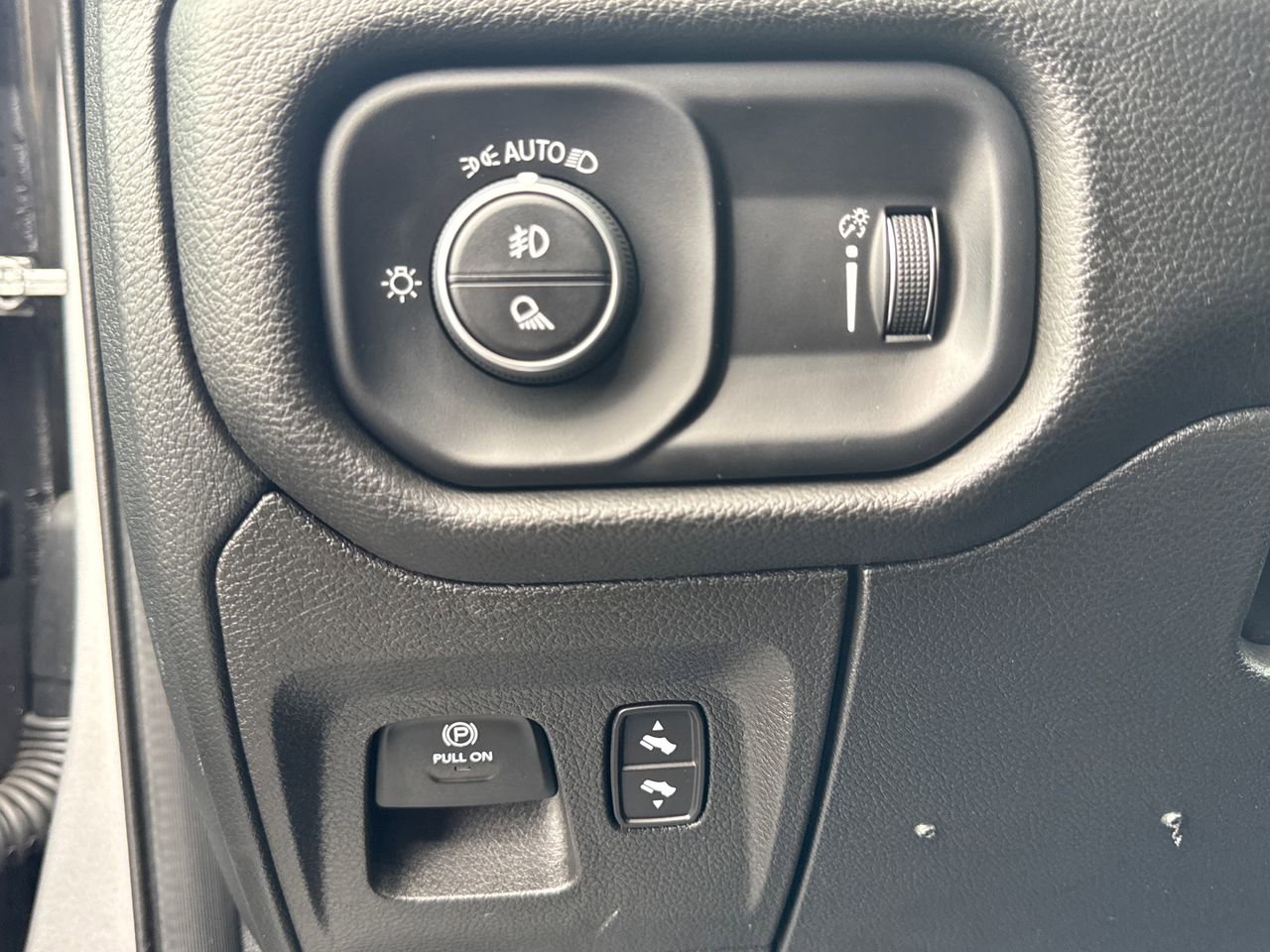 Used 2025 RAM 1500 Big Horn image 16