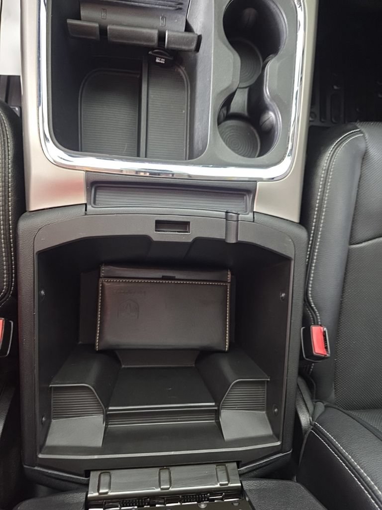 Used 2017 RAM 1500 Laramie w/ Convenience Group AWD/4WD image 25