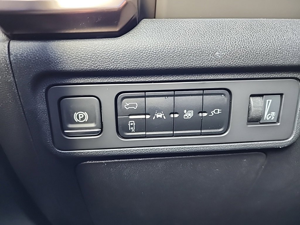 New 2025 GMC Hummer EV 2X image 14