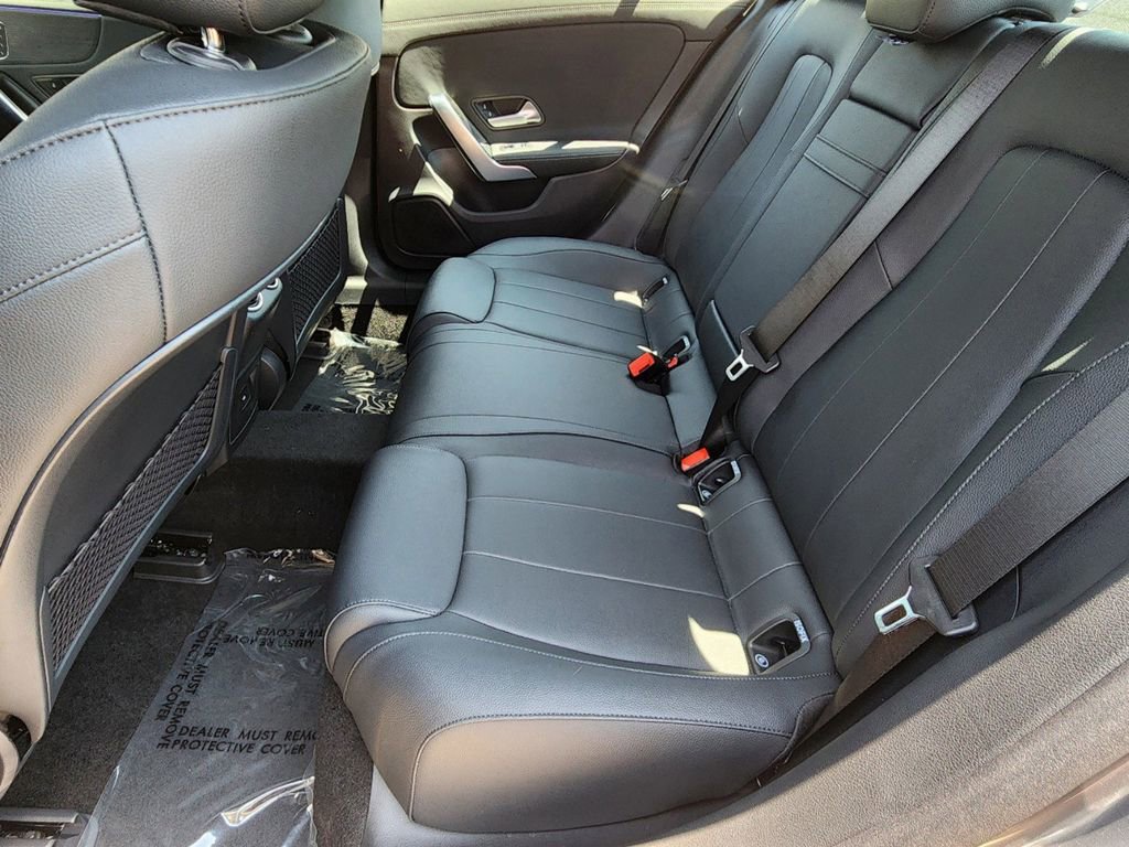New 2025 Mercedes-Benz CLA 250 4MATIC image 11
