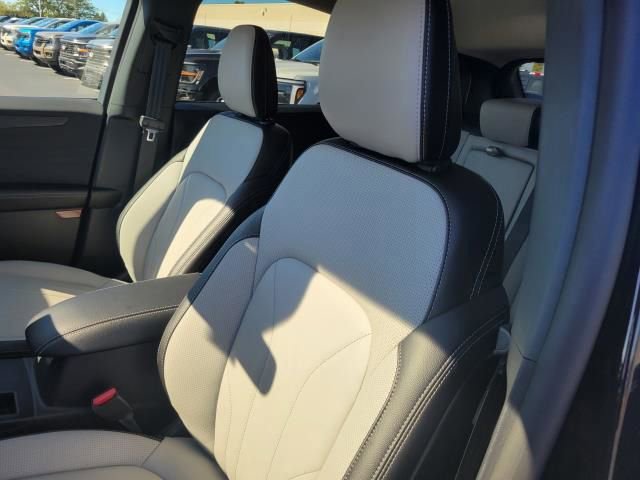 New 2026 Ford Escape SE w/ PHEV Premium Package image 24