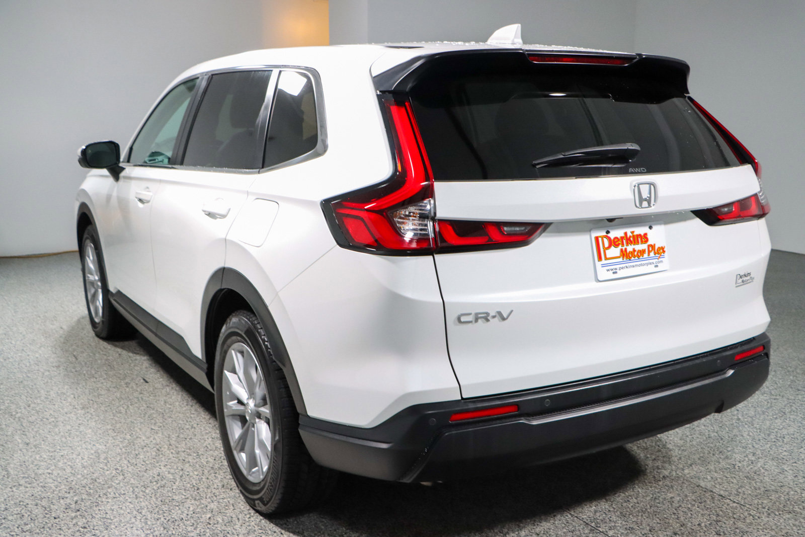Used 2023 Honda CR-V EX-L image 9