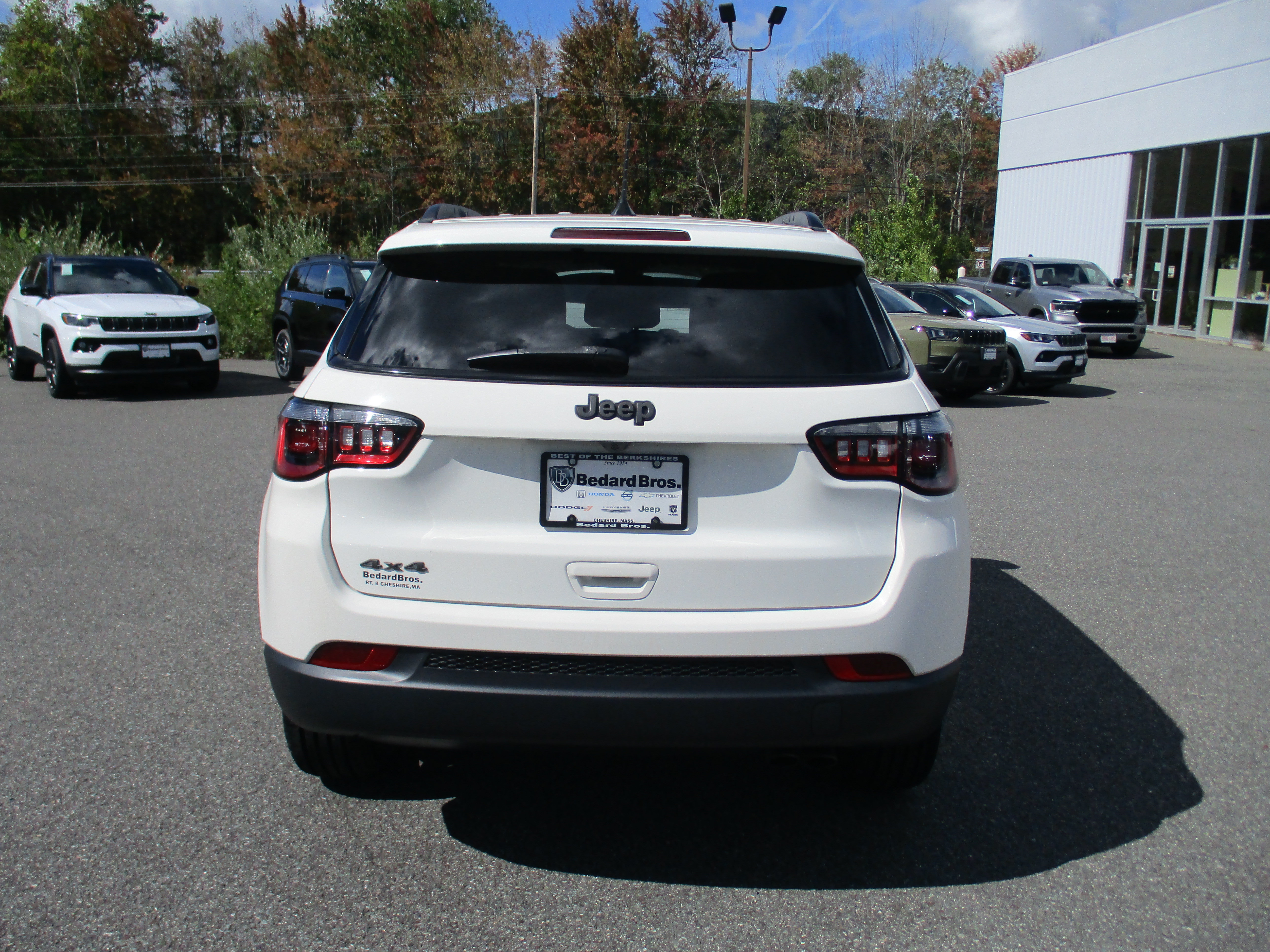 Certified 2021 Jeep Compass Latitude AWD/4WD image 6