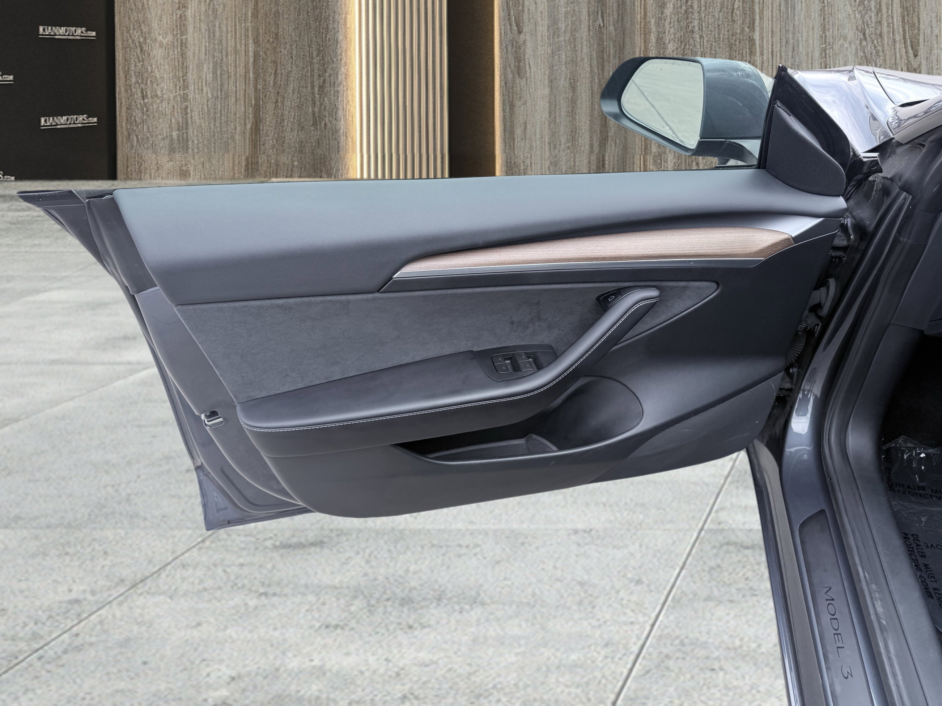 Used 2023 Tesla Model 3 Standard Range image 20