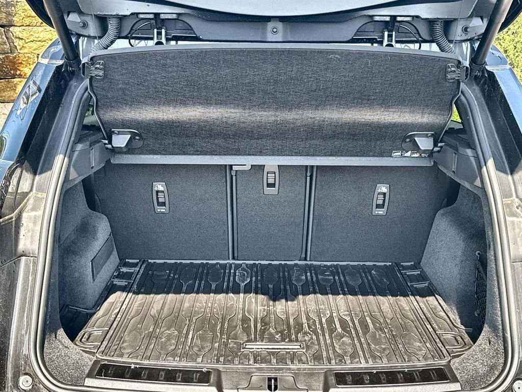 Certified 2024 Land Rover Range Rover Evoque Dynamic SE image 18