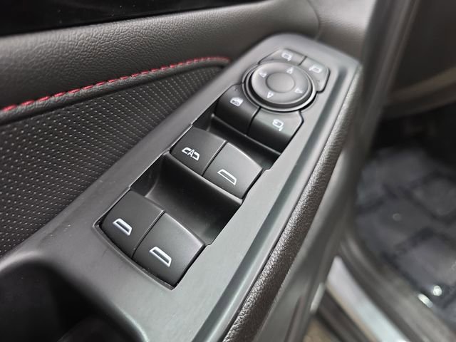 Used 2023 Chevrolet Traverse RS AWD/4WD image 24