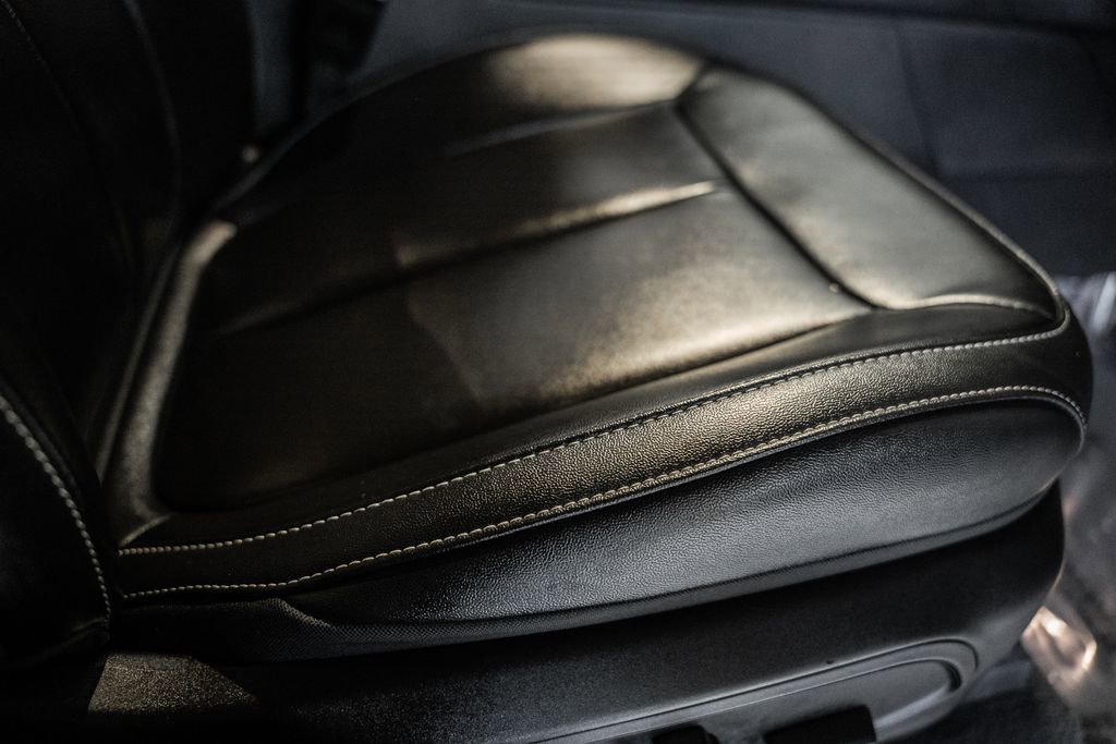 Used 2024 Jeep Grand Cherokee L Limited image 43