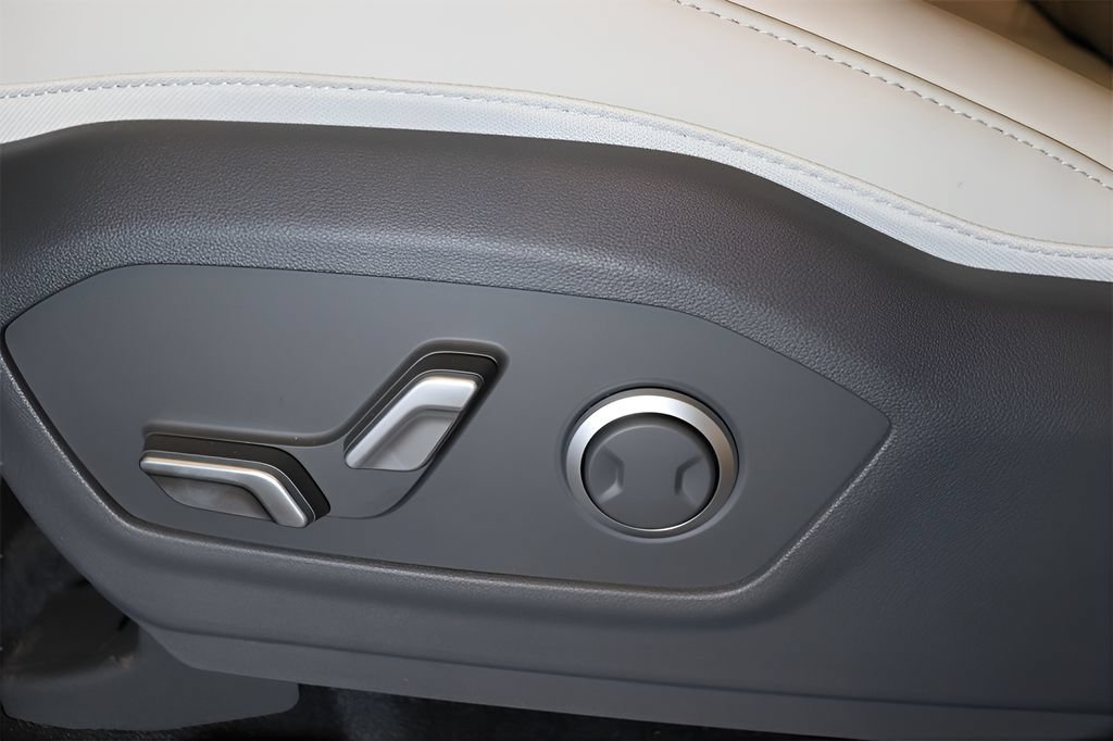 New 2026 Hyundai Santa Fe SEL AWD/4WD image 10