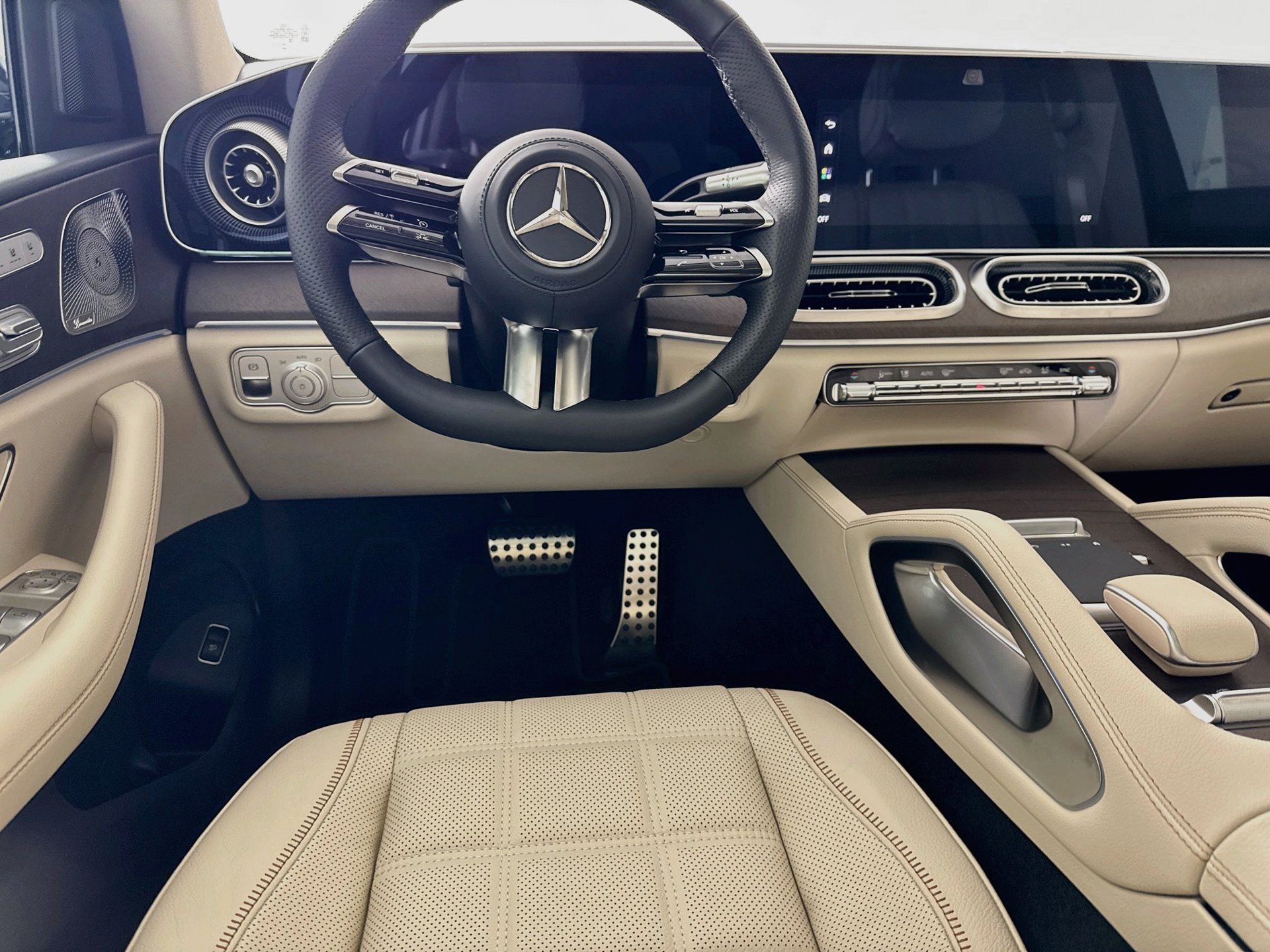 New 2027 Mercedes-Benz GLS 450 4MATIC image 25