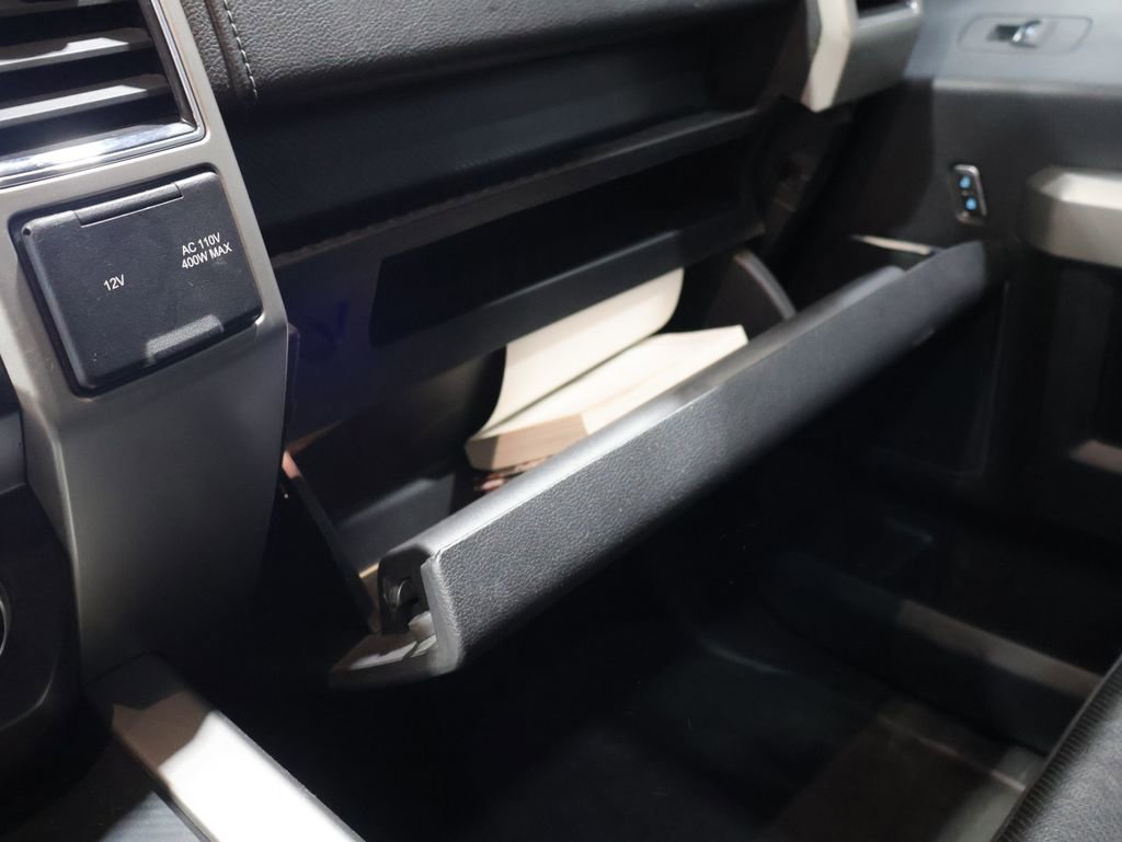 Used 2018 Ford F150 Lariat w/ Equipment Group 502A Luxury image 31