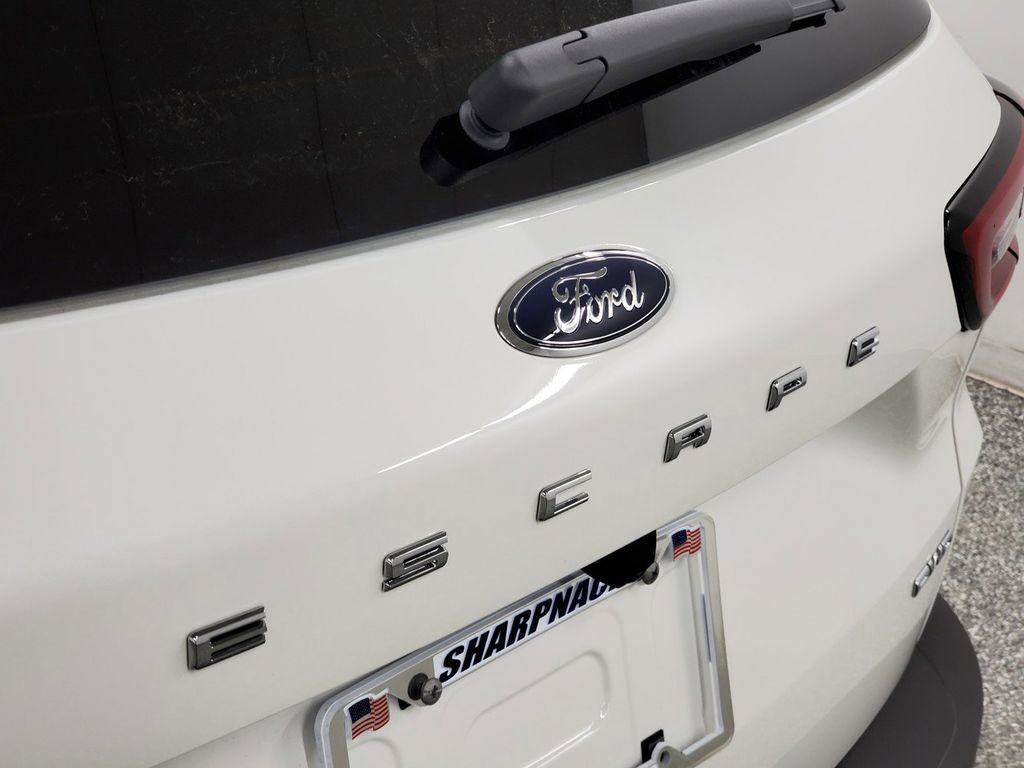 New 2026 Ford Escape ST-Line w/ Tech Pack #1 AWD/4WD image 23