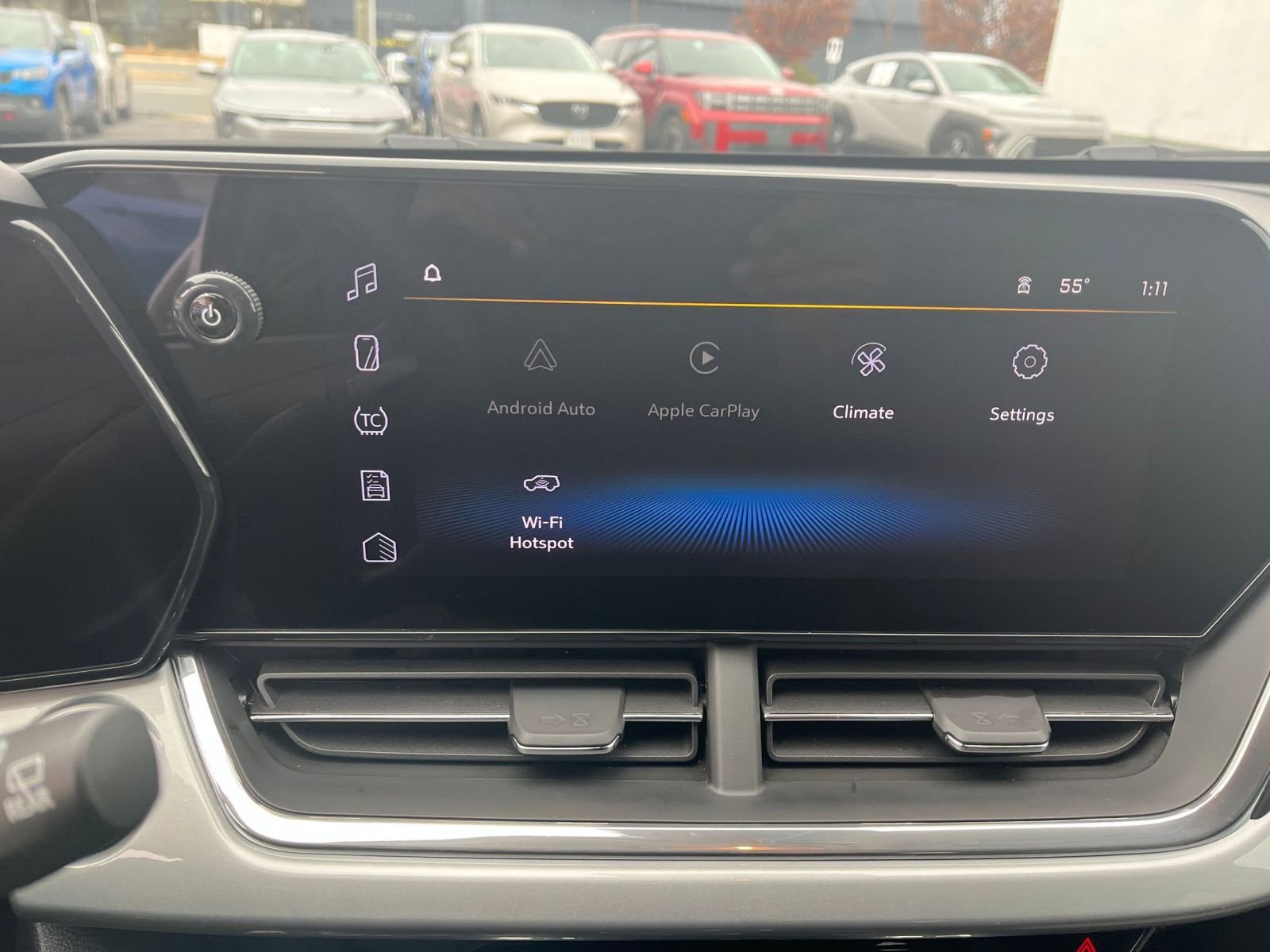 Used 2025 Chevrolet Trax LT image 18