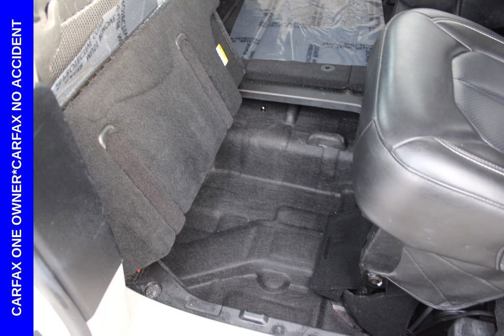 Used 2023 Chrysler Pacifica Touring-L image 25