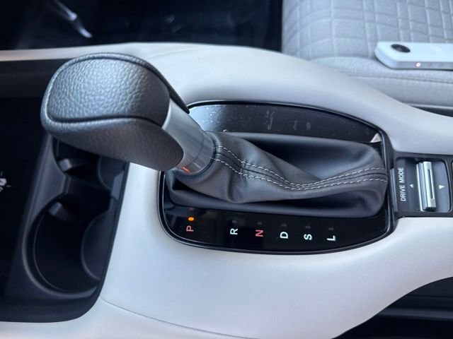 New 2026 Honda HR-V LX image 18