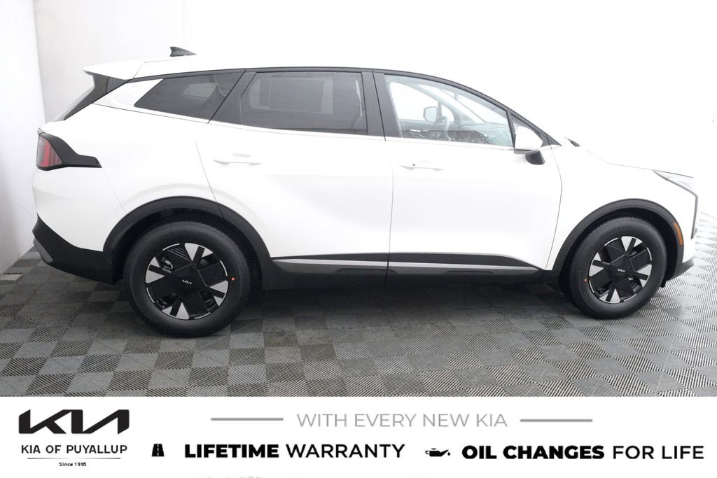 New 2026 Kia Sportage LX image 4