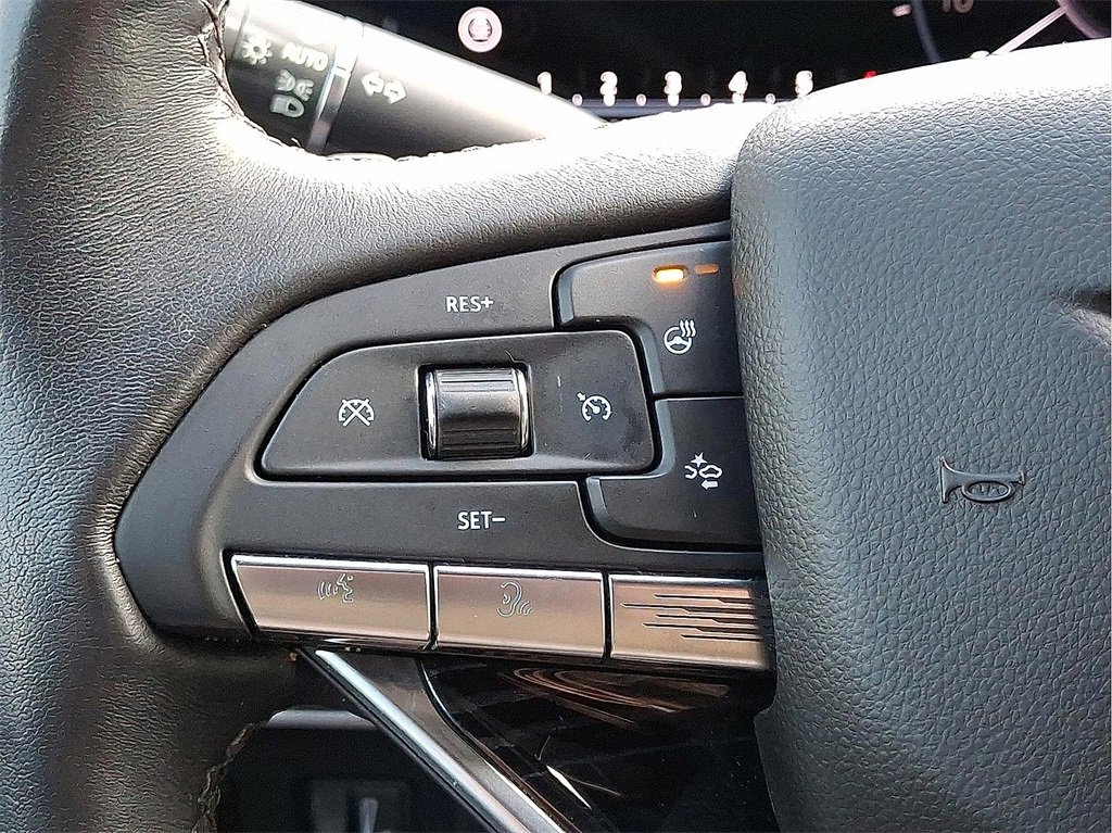 Used 2021 Cadillac Escalade ESV Sport w/ LPO, ONYX Package image 24