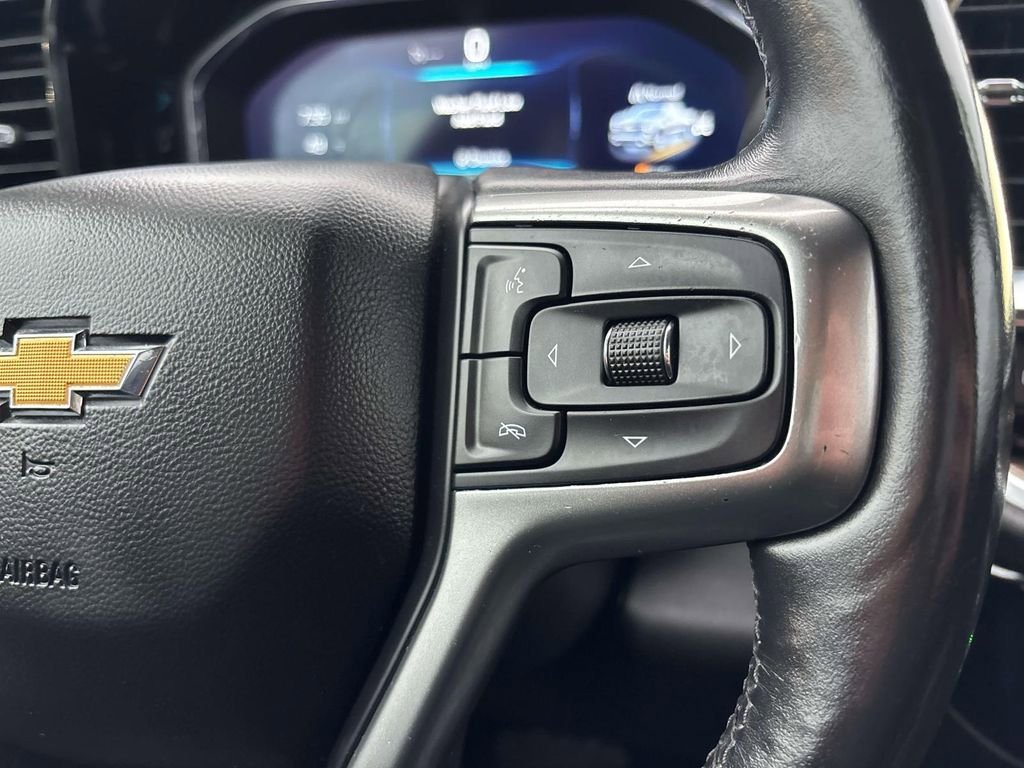 Used 2022 Chevrolet Silverado 1500 LT AWD/4WD image 20