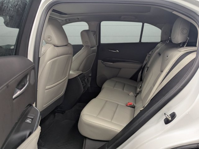 Used 2023 Cadillac XT4 Premium Luxury FWD image 28