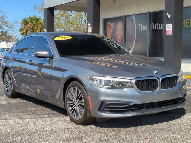 Used 2019 BMW 530i xDrive w/ Premium Package AWD/4WD image 3