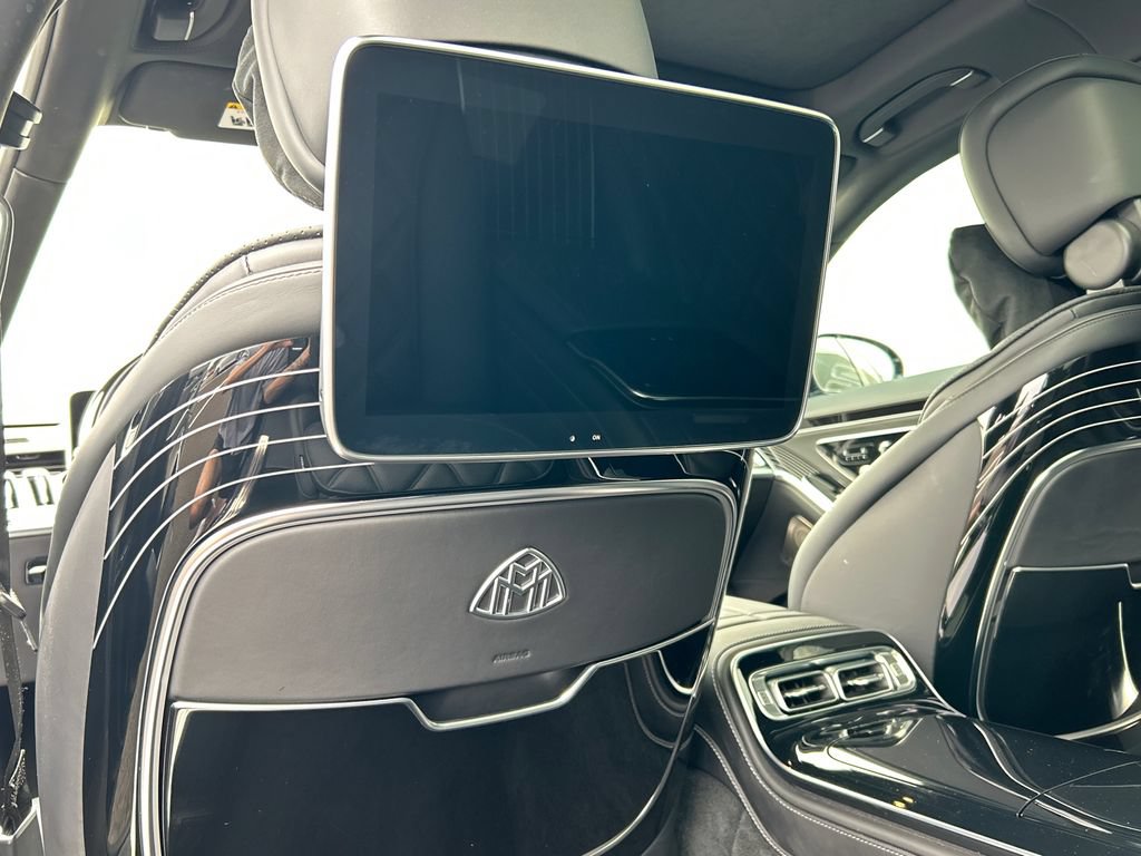 Used 2024 Mercedes-Benz Maybach S 680 4MATIC image 25