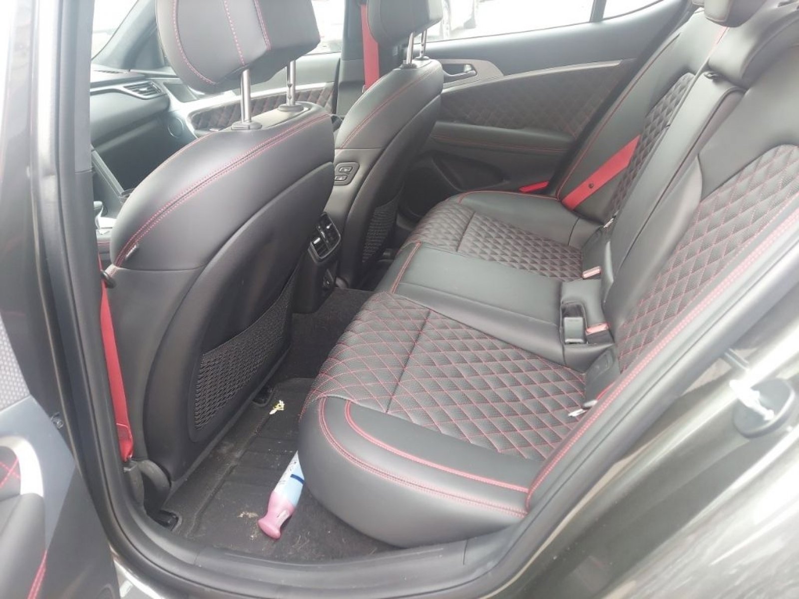 Used 2023 Genesis G70 3.3T w/ Sport Prestige Package image 26