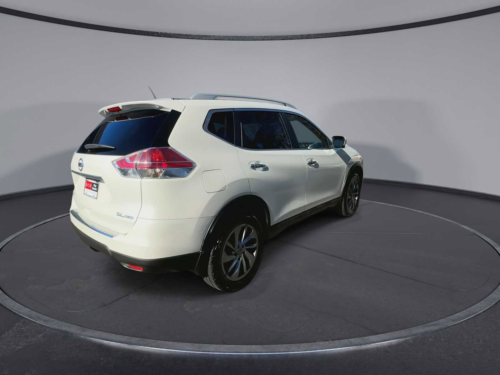 Used 2016 Nissan Rogue SL w/ SL Premium Package image 8