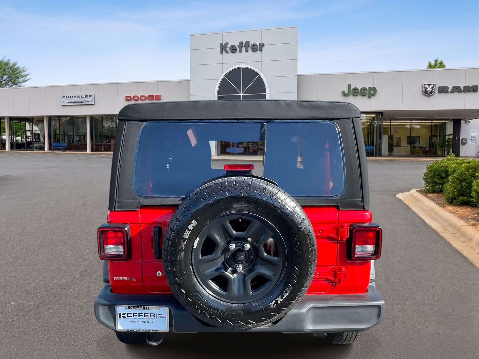Certified 2024 Jeep Wrangler Sport AWD/4WD image 5
