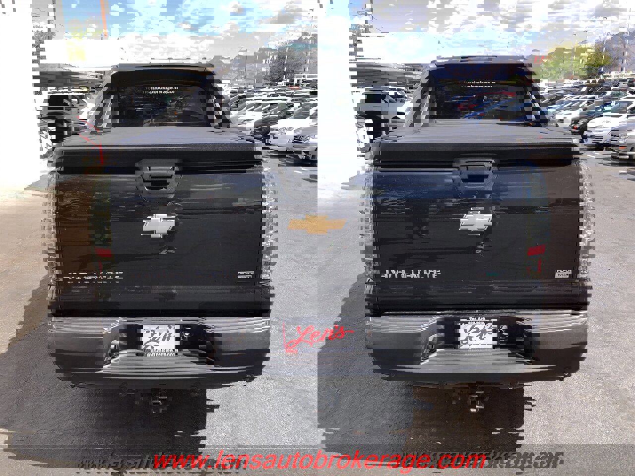 Used 2010 Chevrolet Avalanche LTZ image 4