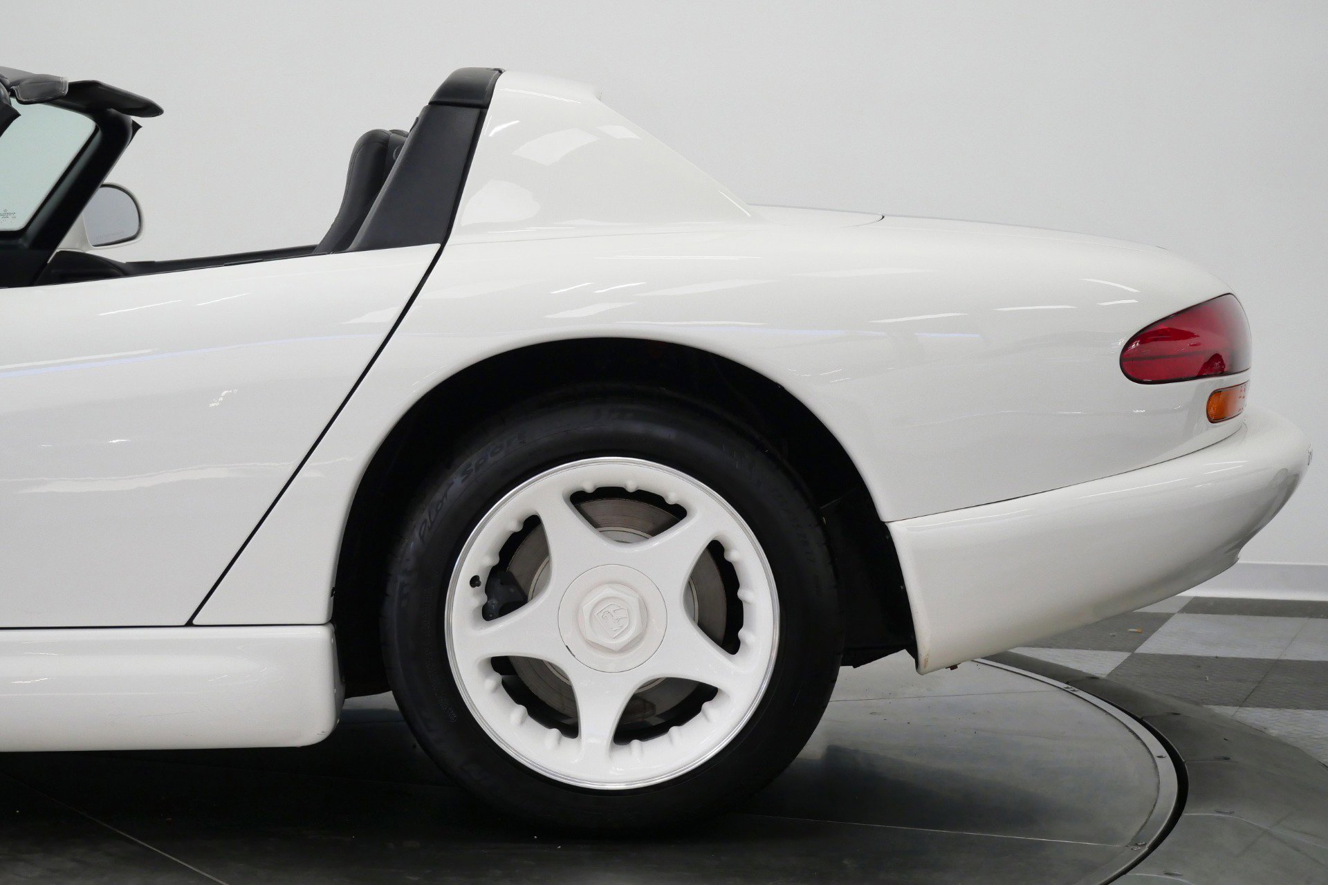 Used 1996 Dodge Viper RT/10 RWD image 62