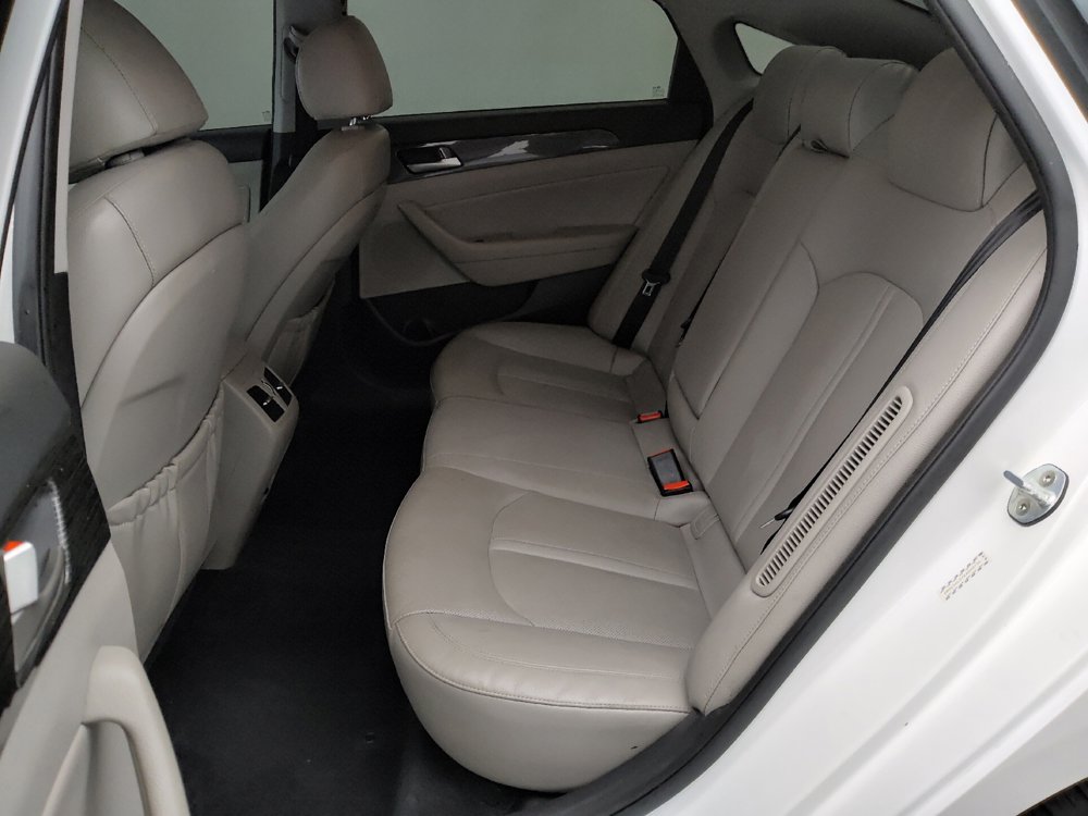 Used 2019 Hyundai Sonata Limited FWD image 18