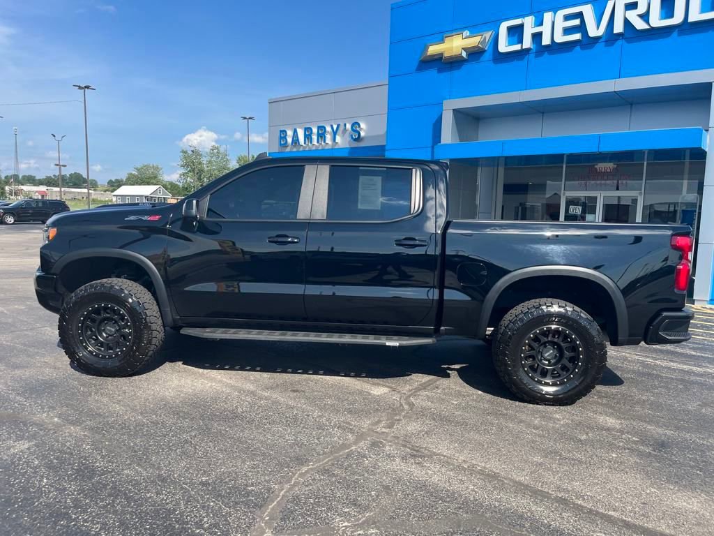 Used 2022 Chevrolet Silverado 1500 ZR2 w/ Technology Package image 2