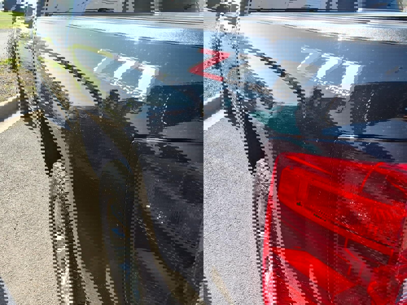 Used 2018 Chevrolet Silverado 1500 LT w/ All Star Edition image 20