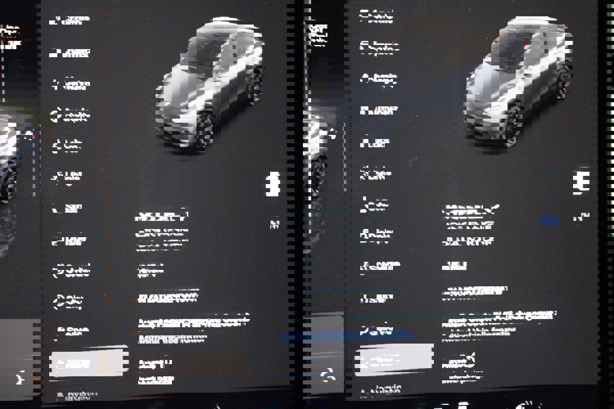 Used 2023 Tesla Model Y Long Range image 25