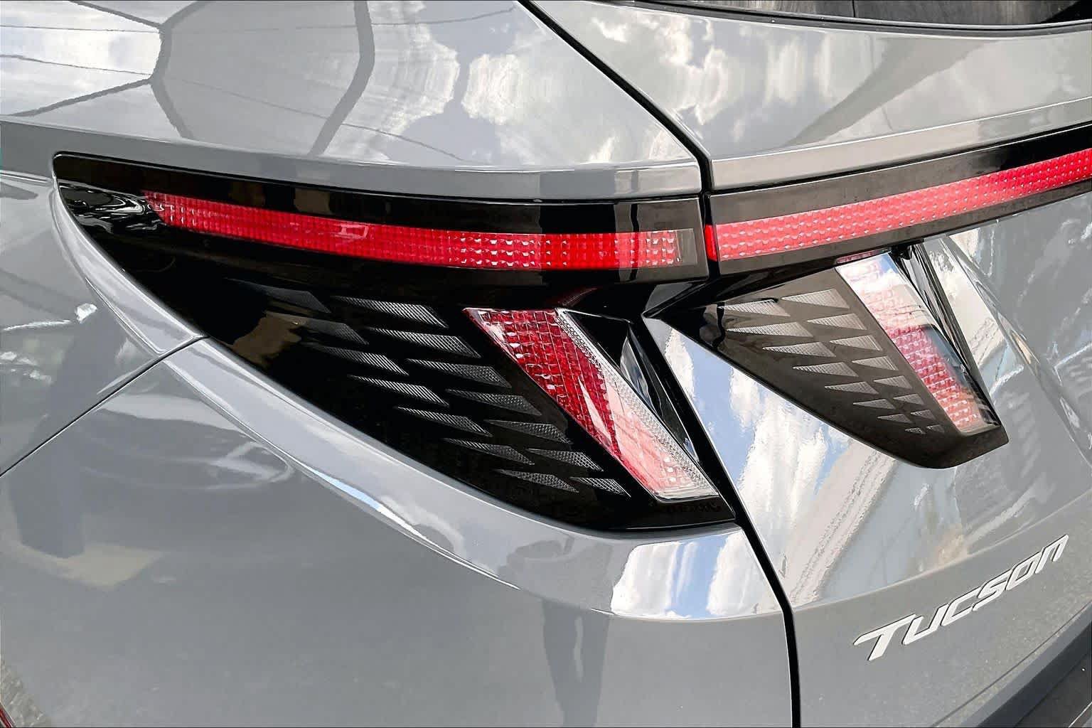Certified 2025 Hyundai Tucson SEL AWD/4WD image 28