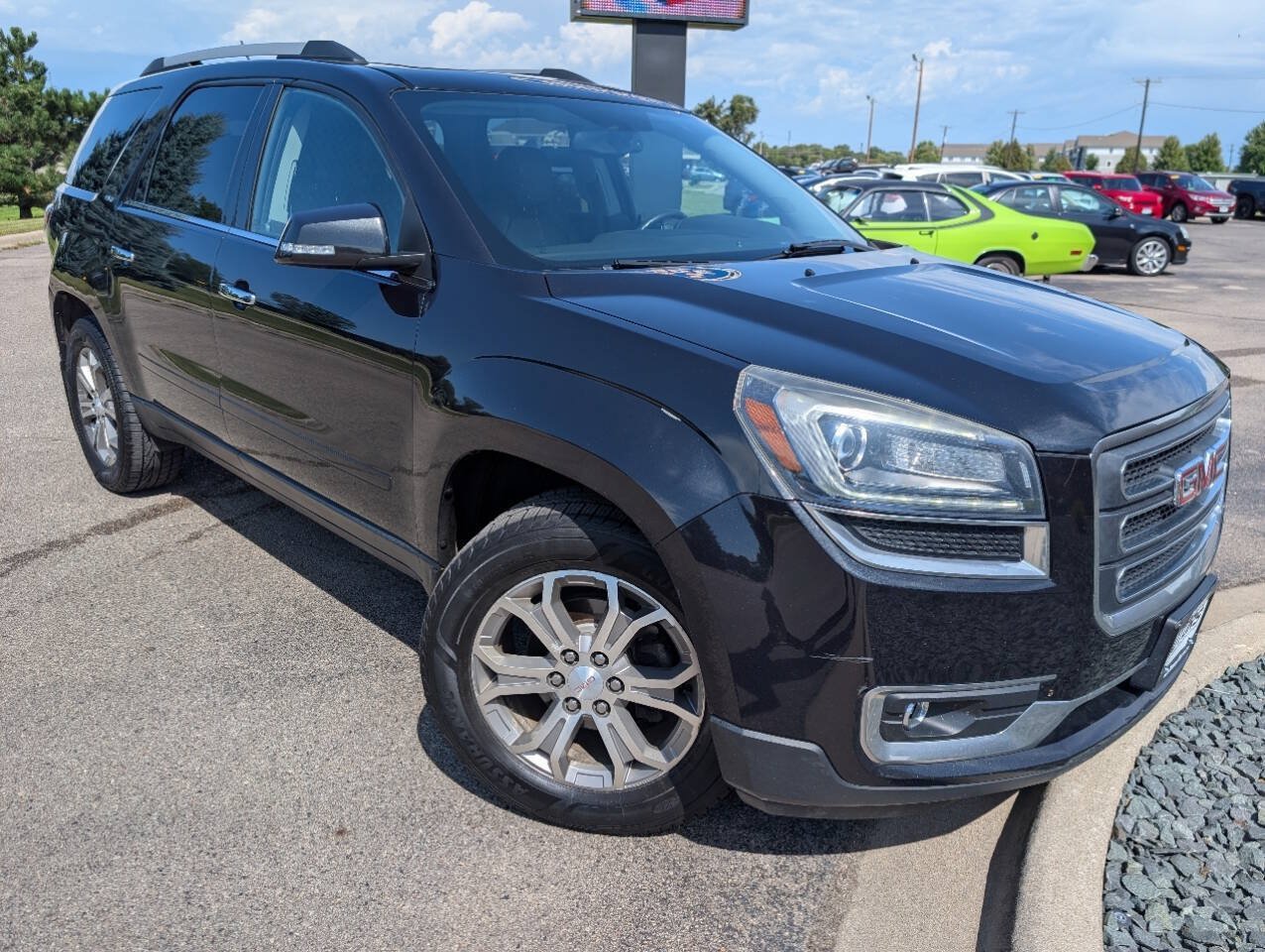 Used 2015 GMC Acadia SLT AWD/4WD image 3