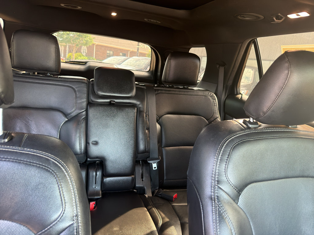 Used 2019 Ford Explorer Limited w/ Class III Trailer Tow Package AWD/4WD image 40