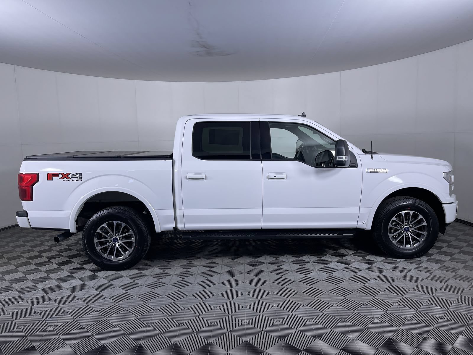 Used 2020 Ford F150 Lariat w/ Equipment Group 502A Luxury AWD/4WD image 10