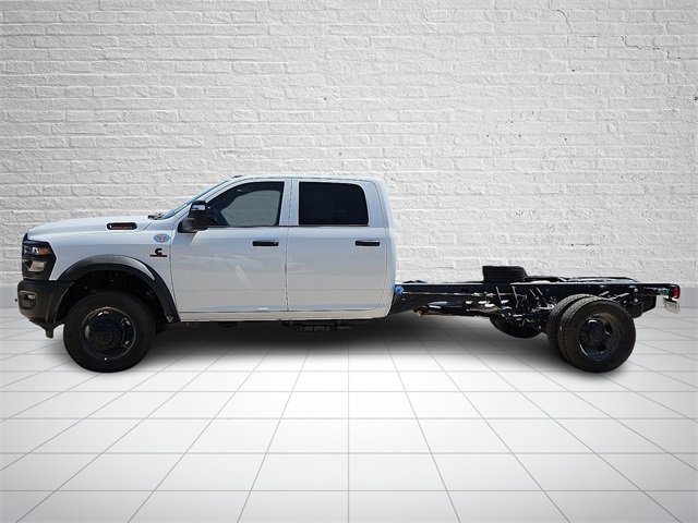 New 2026 RAM 5500 Tradesman image 2